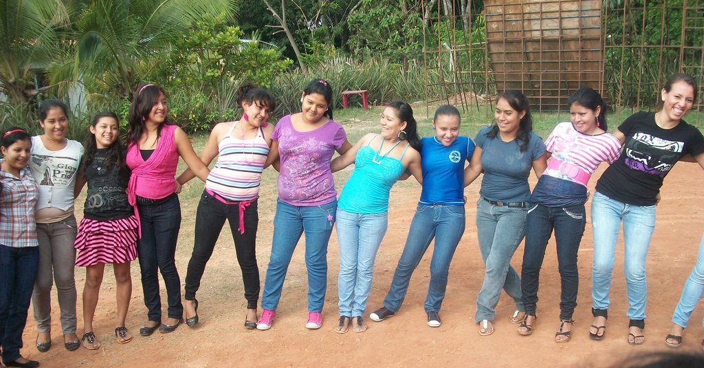 75 YOUNG SALVADORANS DEVELOP THEIR ENTREPRENEURSHI