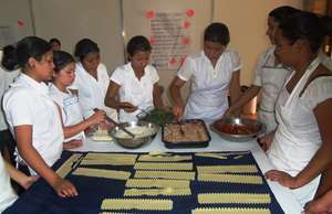 75 YOUNG SALVADORANS DEVELOP THEIR ENTREPRENEURSHI