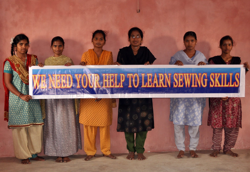 Support 60 youth sewing training
