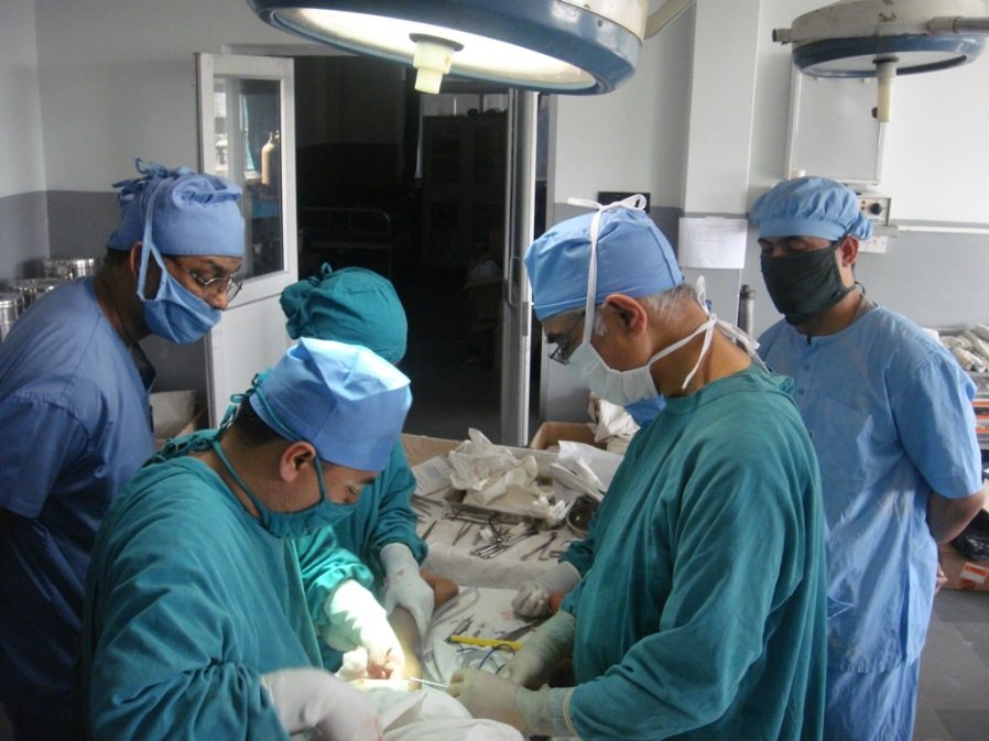 Dr. Banskota and Team performing surgery