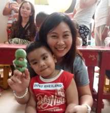 A child with retinoblastoma & her mom