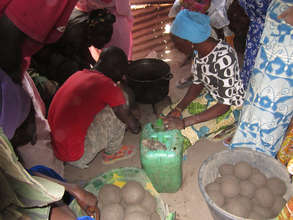 Building cookstoves using free, local materials
