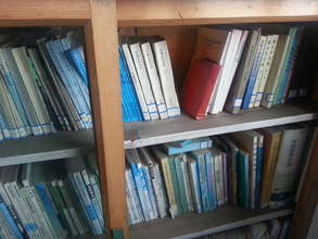 Books at Shiyidaogou Rural School Library