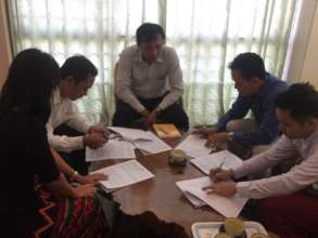 Signing with contractors