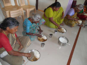 food donation to poor elderly in seruds oldagehome