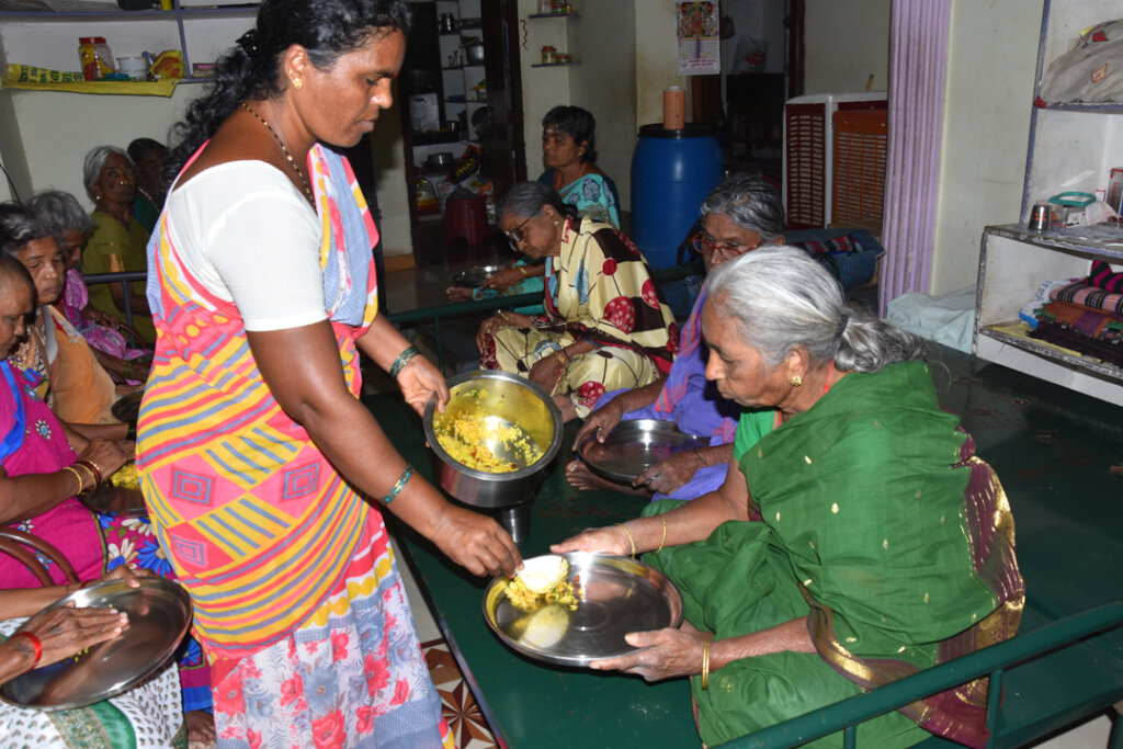Donate to Oldage Home of 20 oldage people in India