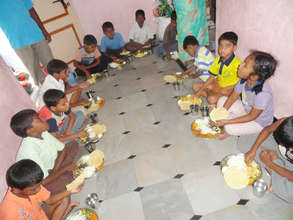 Underprivileged children need food support