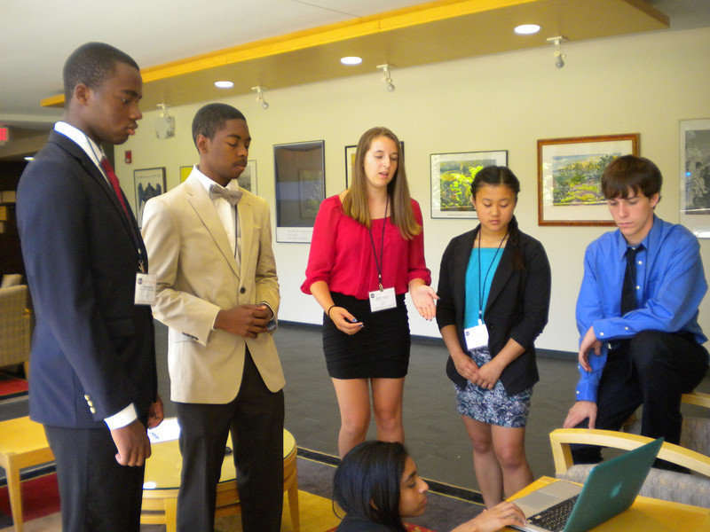 Connect young innovators with business in need!