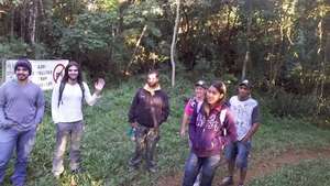 Trail to Itajuru  - Starting Point/sleepy faces