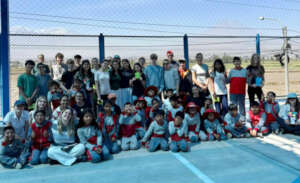 Students from two countries together