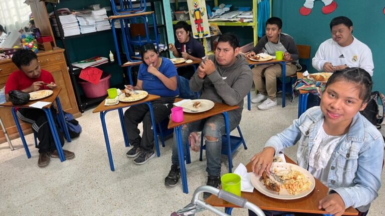 Education for 500 children in Guatemala