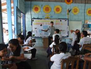 Phoenix secondary school in action - Honduras