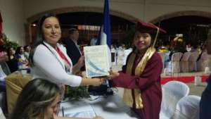 Graduate Sindy