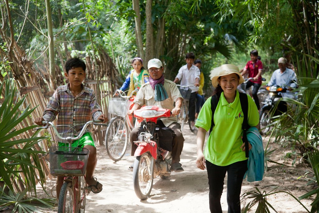 Fund 10 Cambodian graduates to educate rural youth