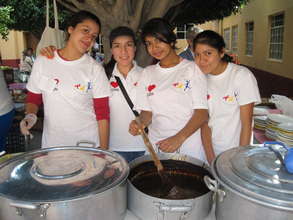 Students Volunteer With "So Others May Eat"