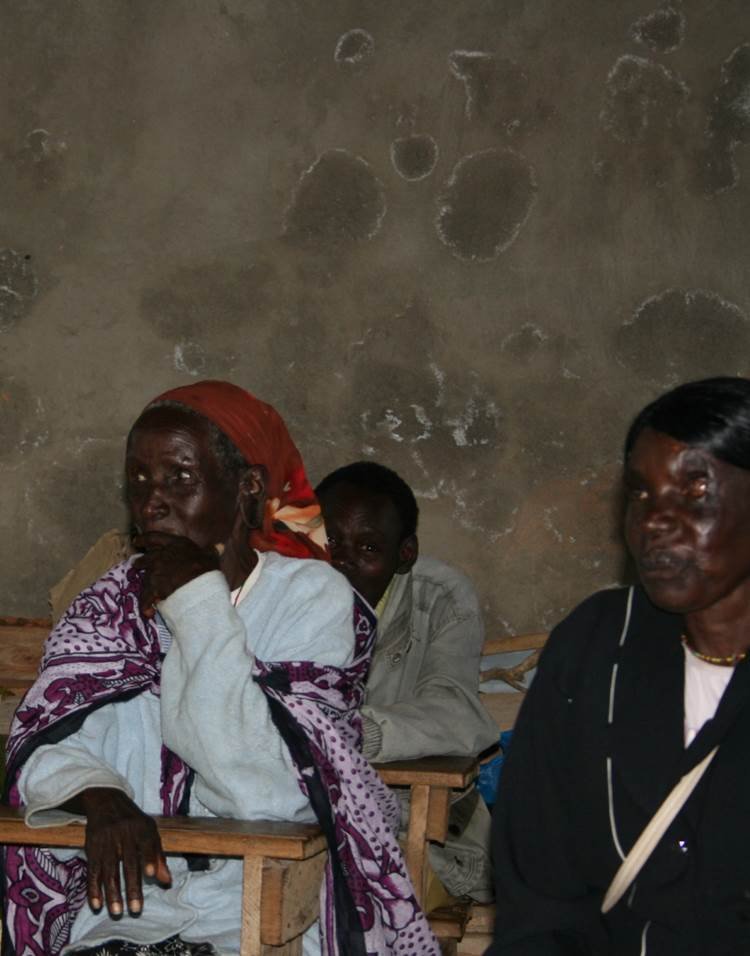 Build A Women's Center for 150 Kenyan Grandmothers