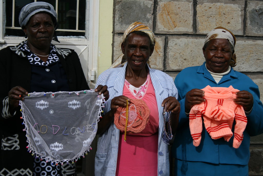 Build A Women's Center for 150 Kenyan Grandmothers