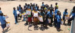 Distribution of mosquito nets - Maila Mele