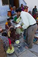 providing nutritious food to poor older women