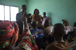 Discussing Ebola  in Coyah, Guinea