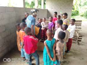 Ma Diana with the Children