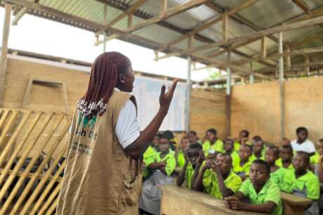 Build a future for children in a conflict zone