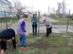 Parents are first volunteers (Karakol)