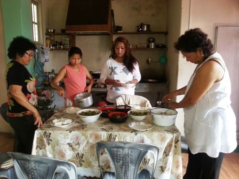 Friends and supporters help prepare food