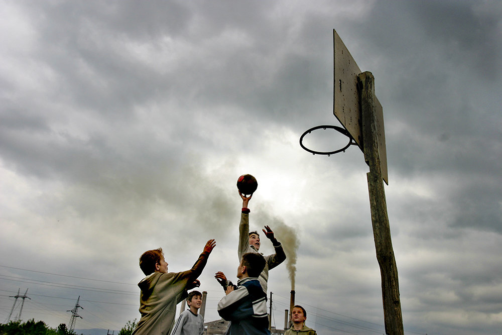Kosovo Wants to Play
