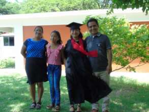 Jatziri and her family