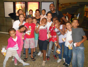 Visiting Exhibition in Favela Mare