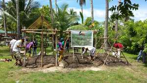 Bahay Kubo Vegetable Garden October 12, 2014