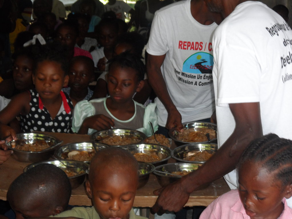 Access to school to 200 orphan children in Haiti