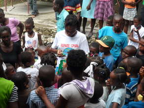Access to school to 200 orphan children in Haiti
