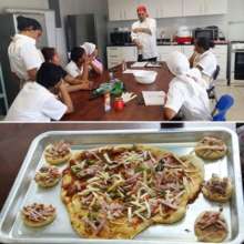 Cooking workshop with a volunteer chef