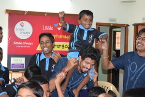 Happy movements ..play with dance