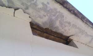 Cracking roof
