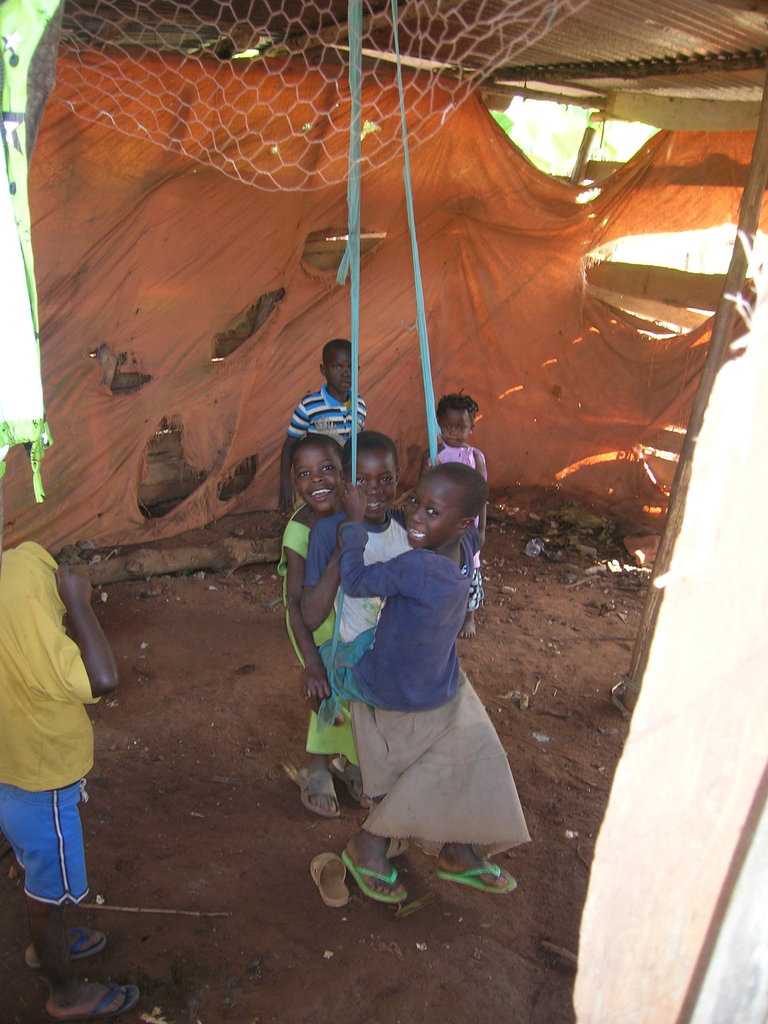 Make 25 kids enjoy this Christmas in Uganda