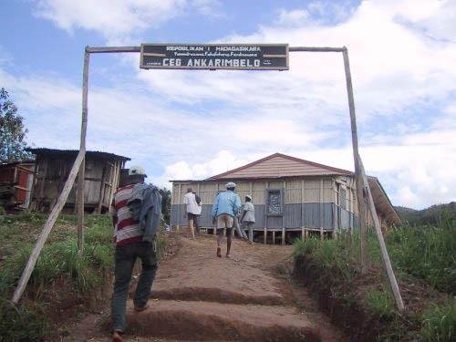 Books For Madagascar's English Literacy Initiative