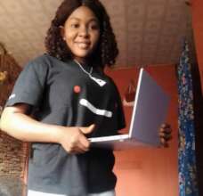 Gloria got a laptop for her project