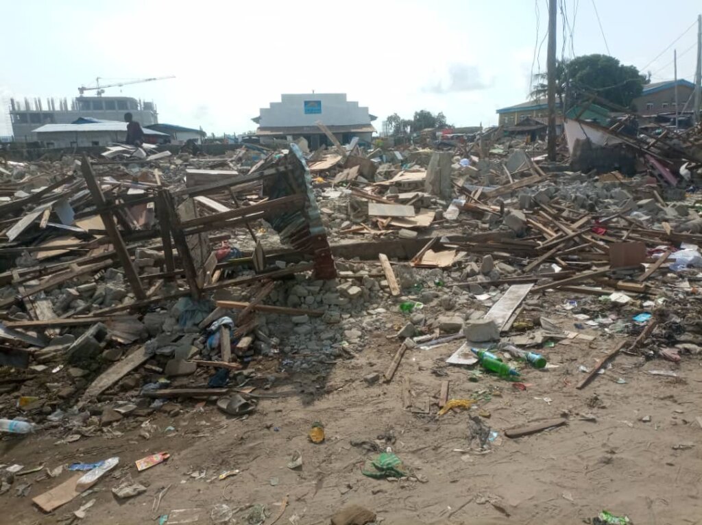 The demolition at Jakande