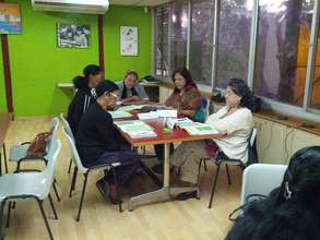 Women Entrepreneur team at class session