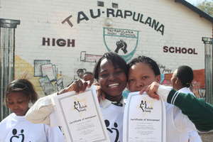Tau Rapalana students celebrate