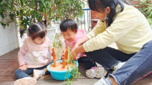 Xiongmei loves working with children!
