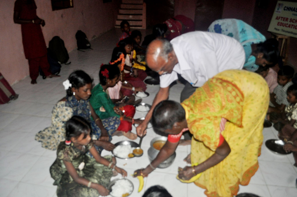 Provide meals to underprivileged tribal children
