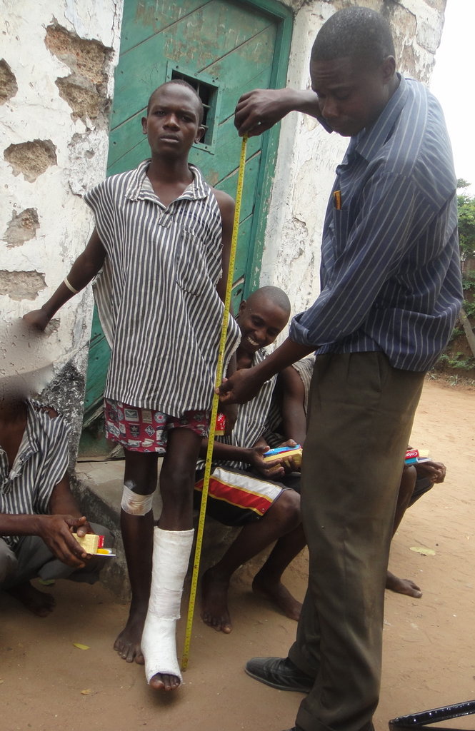 Support 250 children imprisoned in Mombasa, Kenya