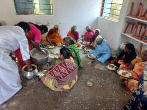 Distribution of meals