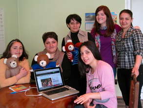 The women of "Berd Bears"