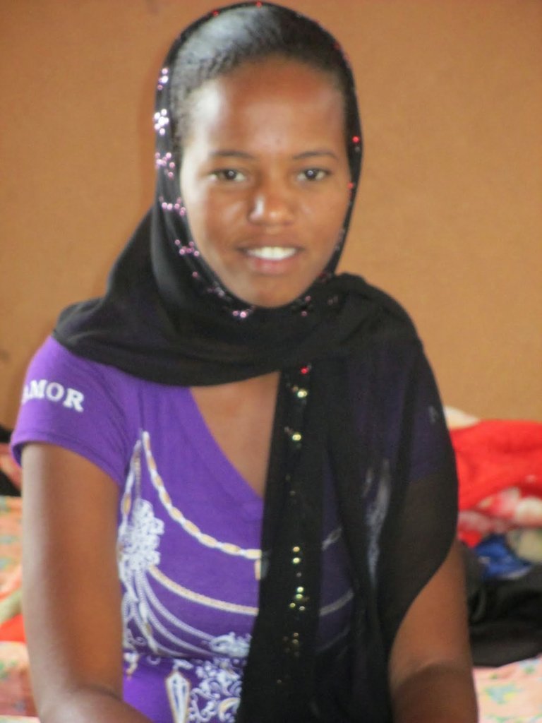 Enable 50 Girls in Niger to Attend Middle School