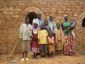 A Burkinabe family and its NV house